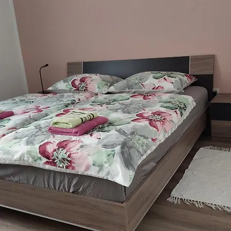 Apartma Center