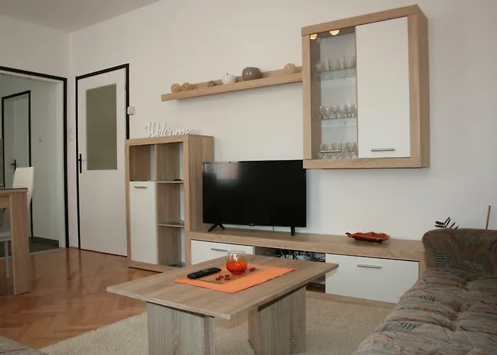 Apartma Center * 보베츠